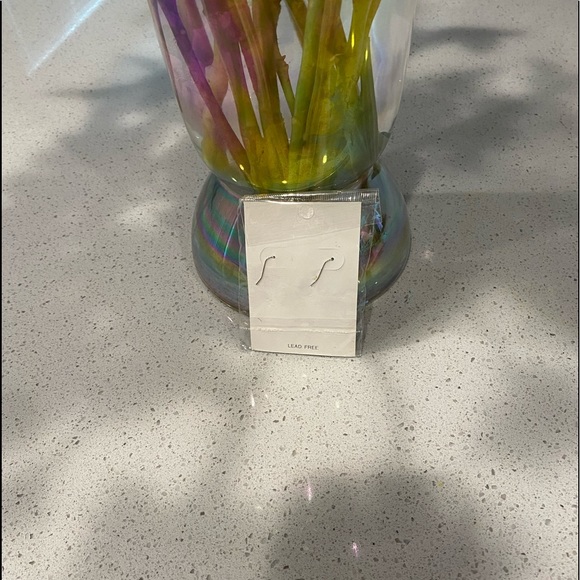 Silver heart pierced Earrings - Picture 2 of 2